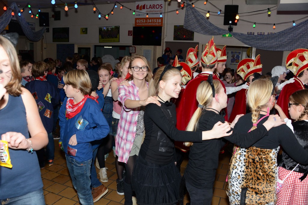 ../Images/Jeugddisco Beestenboel 075.jpg